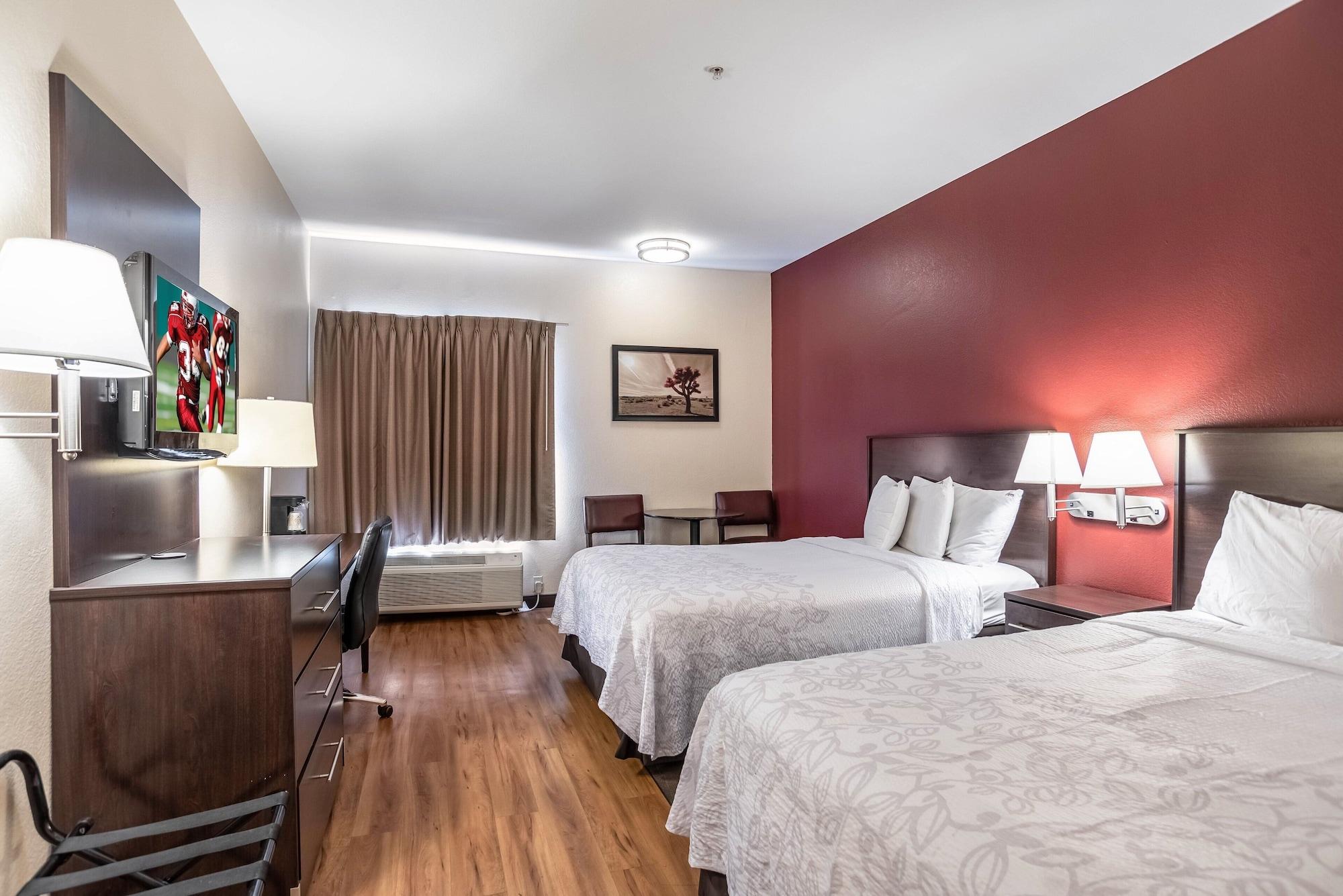 Red Roof Inn Plus + Phoenix West Exteriör bild