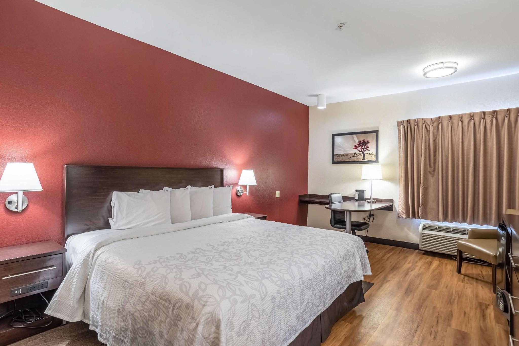 Red Roof Inn Plus + Phoenix West Exteriör bild